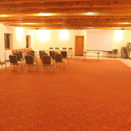 Hotel Bucegi Portile Regatului Пырыул-Рече Экстерьер фото