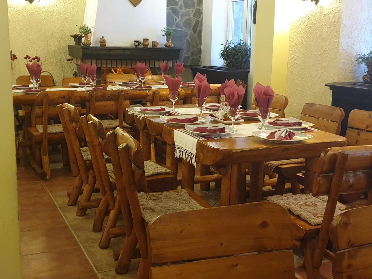 Hotel Bucegi Portile Regatului Пырыул-Рече Экстерьер фото