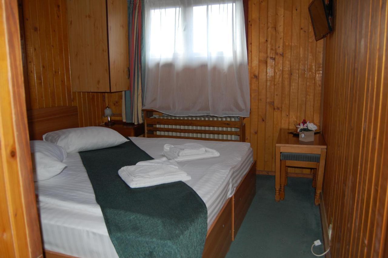 Hotel Bucegi Portile Regatului Пырыул-Рече Экстерьер фото